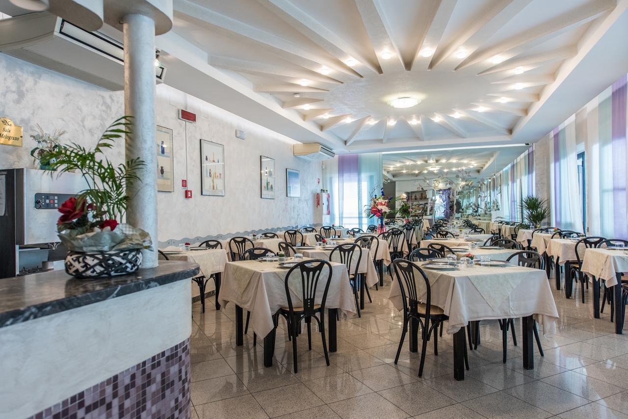 Hotel Nuovo Giardino Rimini Exterior photo